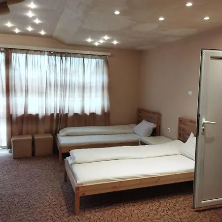 за гости деметра Guest house *