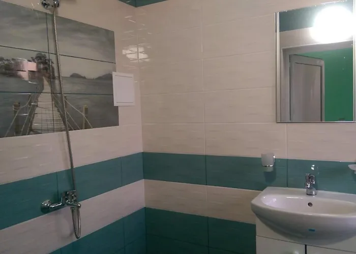 за гости деметра ソフィア